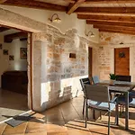 Rustic Banko With Grill In Tinjan Rajki