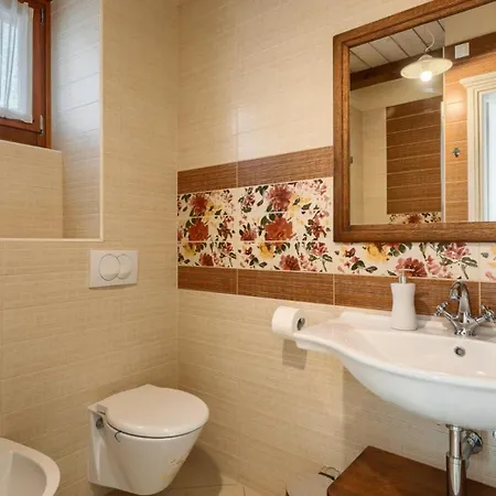 Willa Rustic Banko With Grill In Tinjan *