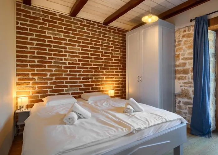 Villa Rustic Banko With Grill In Tinjan Rajki